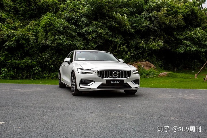 轎車11月份銷量_中大型轎車銷量排名_豪華大型suv銷量排行榜