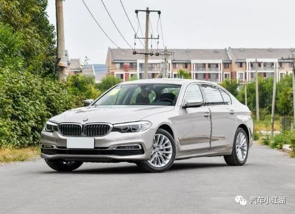 兩廂轎車小型車銷量排行榜_g榜銷量排行_中大型轎車銷量排行榜