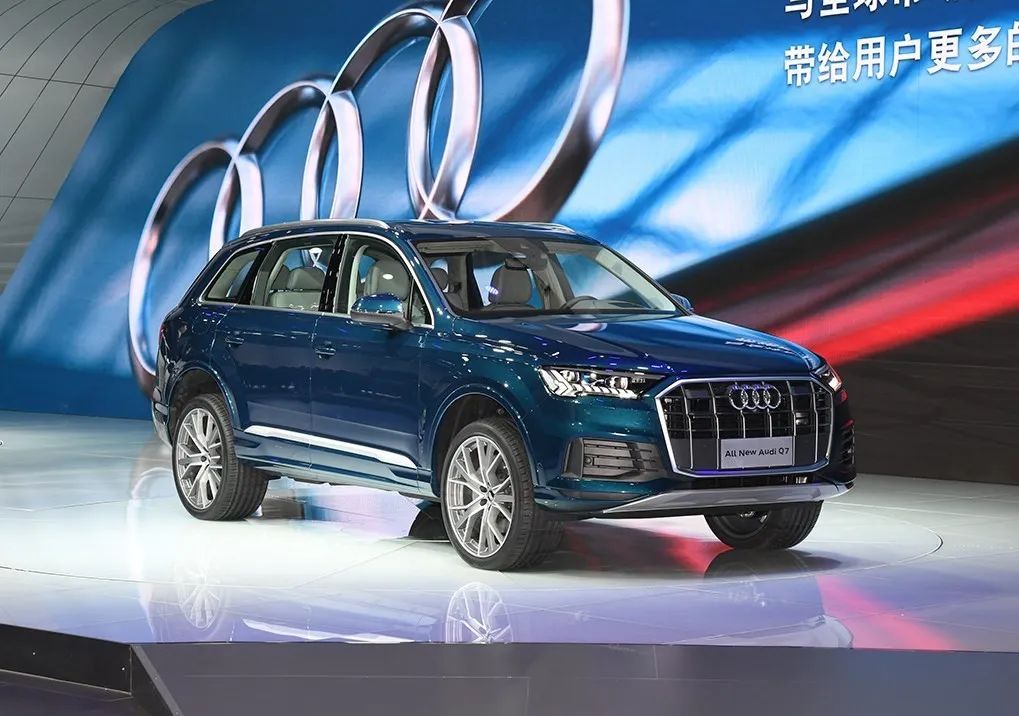 奧迪最新款車型2016款圖片_奧迪2022年新款車型q7_奧迪2017新款車型a6