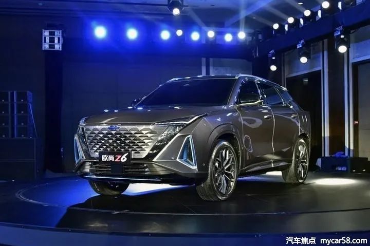 五菱新款mpv車型cn200_五菱征程未來新款車型_五菱新款車型2022上市車