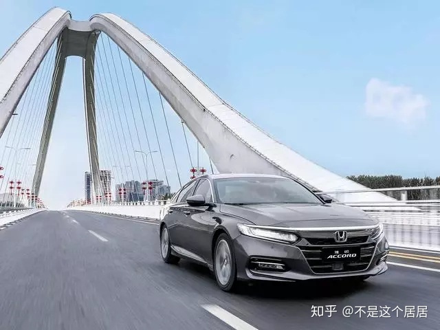 中型轎車排行榜銷量_中型轎車排行榜銷量_緊湊型suv和中型轎車