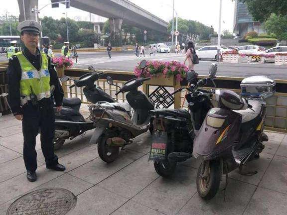 電動車新規(guī)將全國實行,最高可罰2000,汽車司機