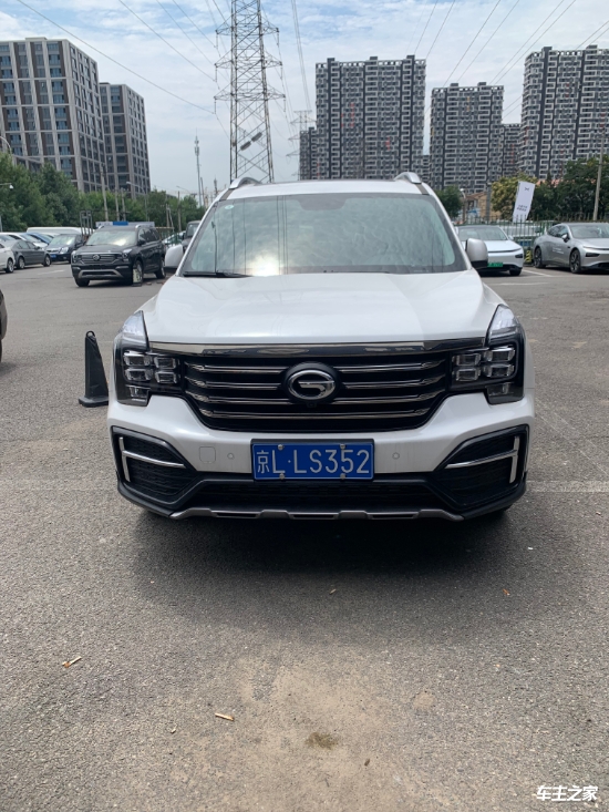 2022新車上牌有什么新的政策_(dá)新車上牌網(wǎng)上選號(hào)_新車上牌有環(huán)保標(biāo)志嗎