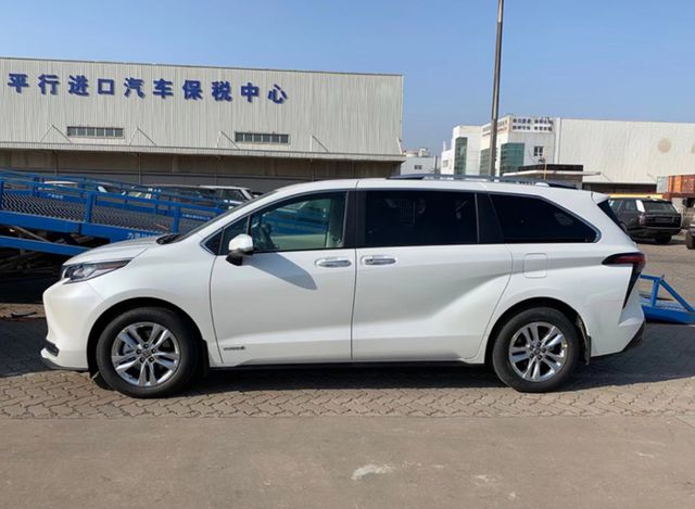 豐田新款車型suv_豐田新款車型上市2017_豐田新款車型2022