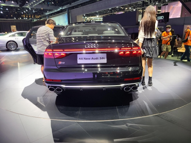 2022成都車展 新款奧迪A8L/奧迪S8L上市