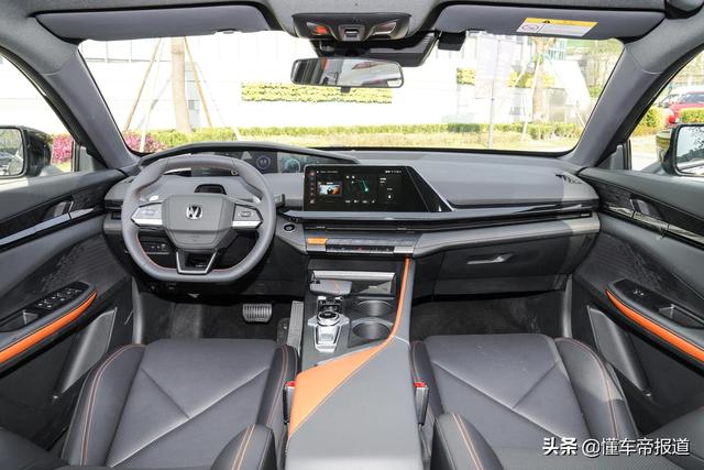 神州專車公務(wù)轎車車型_一汽轎車各品牌車型_2022十大暢銷車型轎車