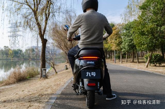 電動車前減震沒有彈性_彈性減震球型鋼支座_鬼火前減震沒彈力了