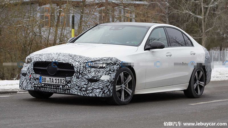 2022-mercedes-benz-c-class-new-spy-photo-front-three-quarters.jpg