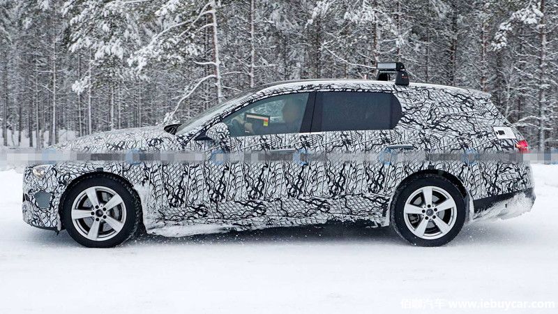 next-gen-mercedes-benz-c-class-estate-spy-photos (1).jpg