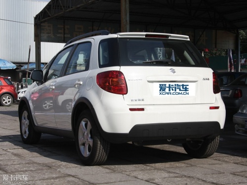 長(zhǎng)安鈴木 2011款天語(yǔ)SX4兩廂