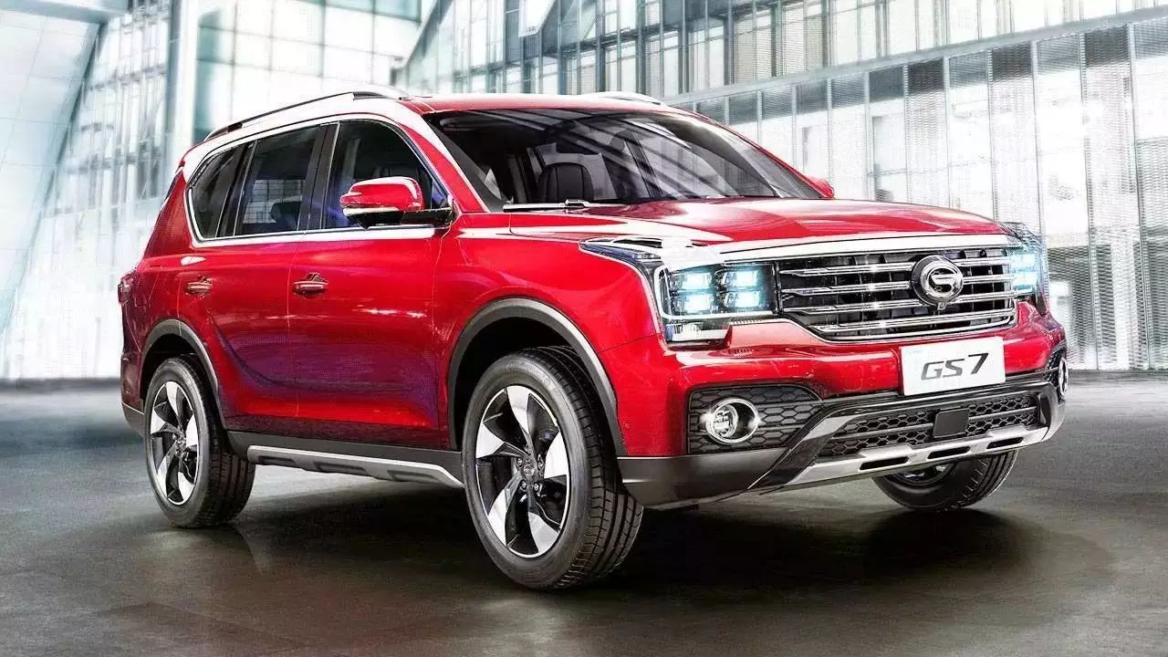 奔馳最新款2022上市suv_奔馳2015年上市新suv_2022款奔馳c