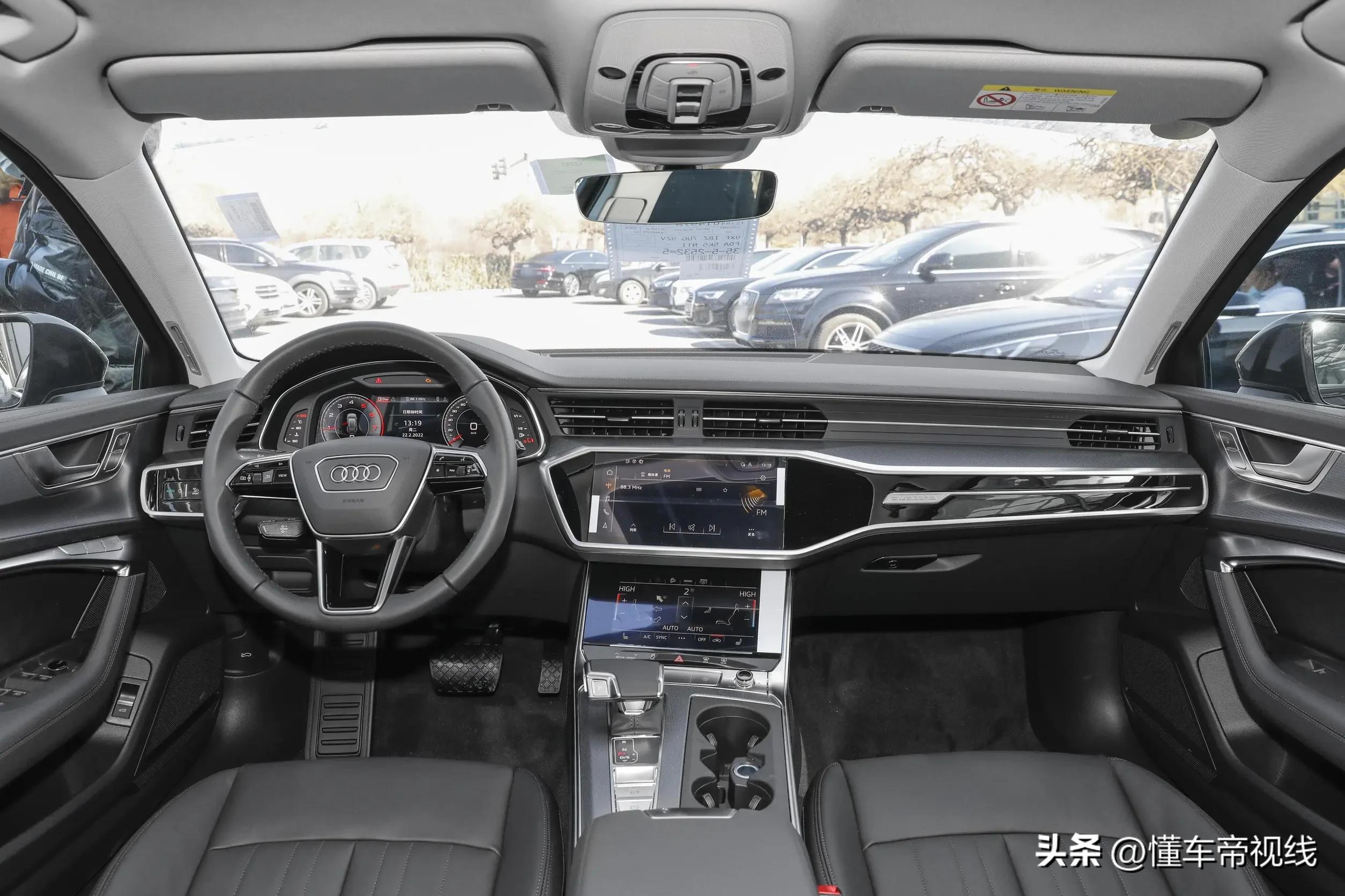 新款?yuàn)W迪新款suv車型_奧迪2017新款車型a6_奧迪2022年新款車型對開門