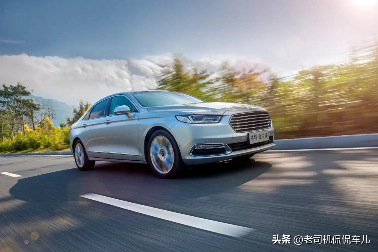 豪車銷量榜_德國(guó)豪車品牌銷量排行_汽車排行榜銷量排行是假的嗎,幾十萬(wàn)的車那么多人買