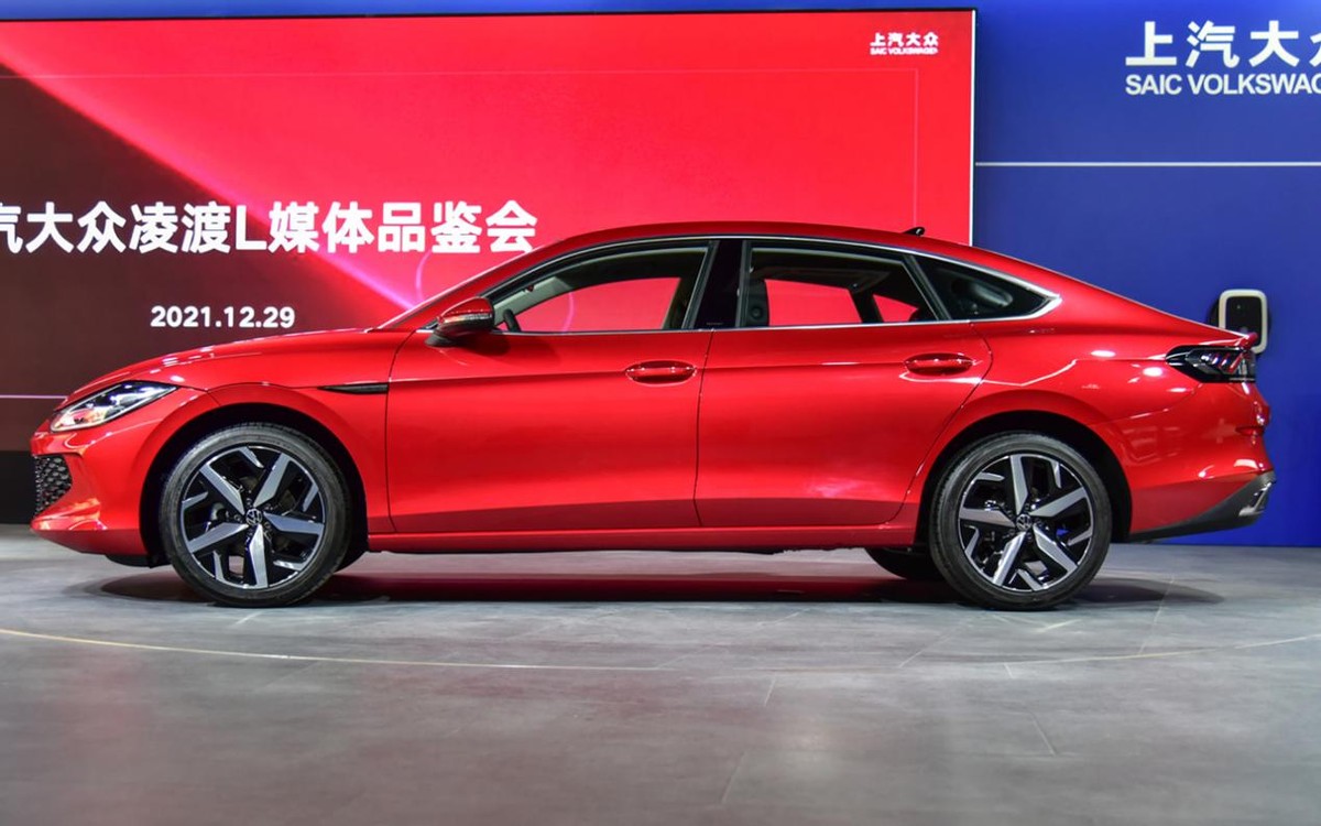 2022年將“引爆”車市的4款高顏值轎車，國(guó)產(chǎn)占2款，買車的都看看