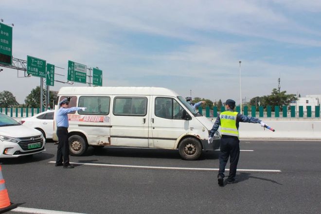 貨拉拉什么車(chē)生意多_什么車(chē)最適合做貨拉拉_交警會(huì)查貨拉拉的車(chē)嗎