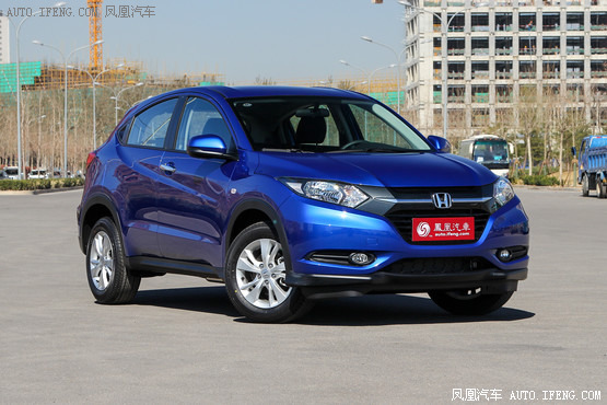 suv是什么車_十萬元左右的小型suv車_買緊湊型車還是小型suv