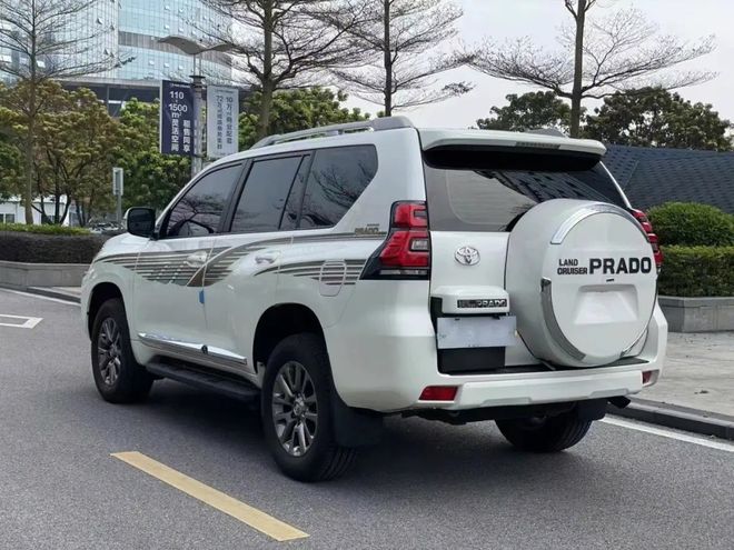 廣本小型越野車圖片_平行進口普拉多報價_普拉多平行車進口報價