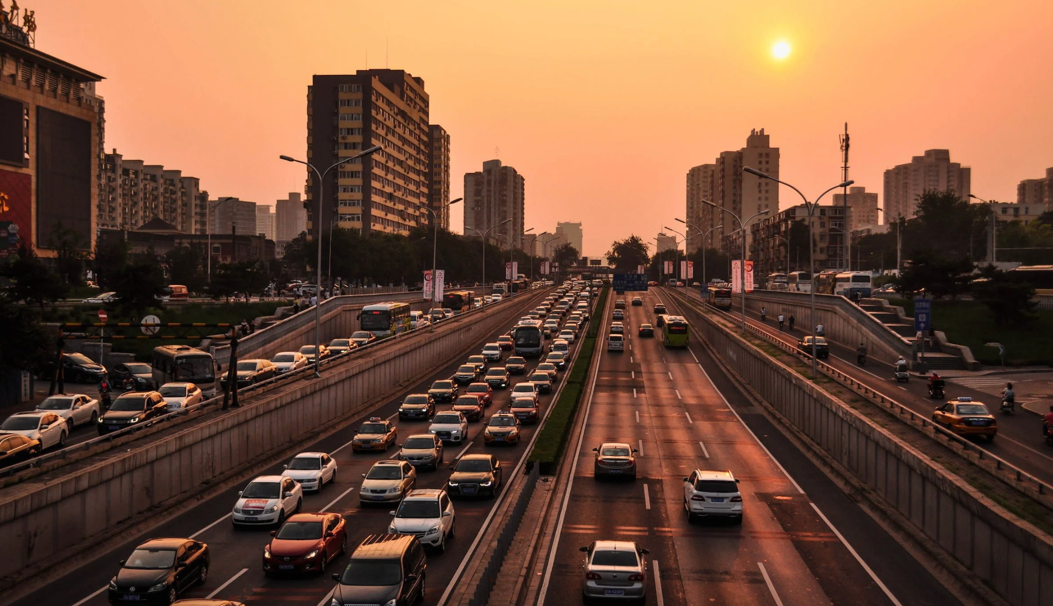 中國燃油車占比_能源總量控制_能源總量